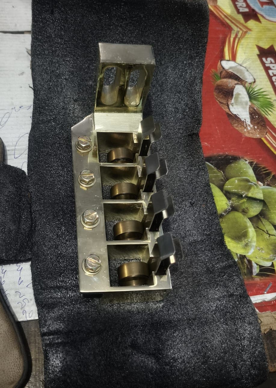 Carbon Brush Holders manufactured by Heena Electric Corporation — photo 1